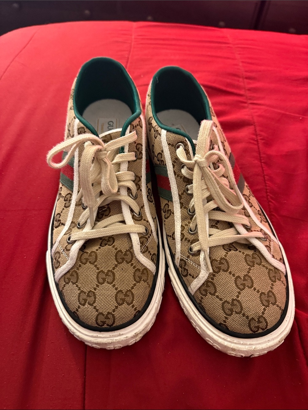 Men’s Gucci tennis shoes - Picture 6 of 12